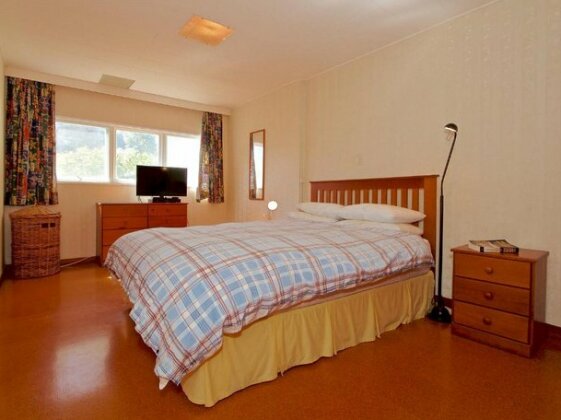 The Fly Fisher - Turangi Holiday Home - Photo4