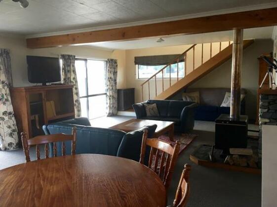 2 Storey On Irishman - Photo2