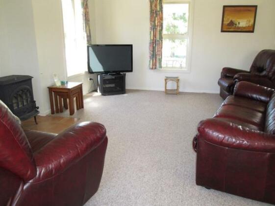 Gladstone Cottage Twizel - Photo5