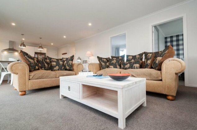 Luxury Rata Apartment - B - Photo4