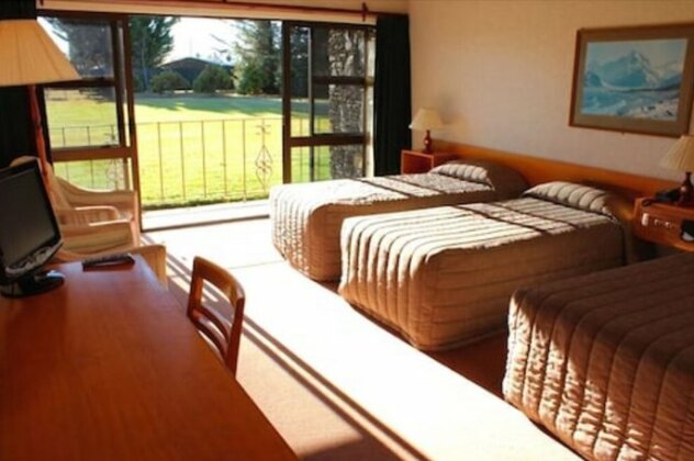 Mackenzie Country Hotel - Photo3