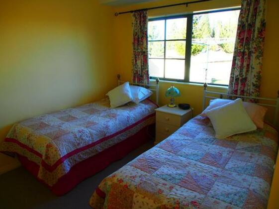 Pinegrove Cottage - Photo5
