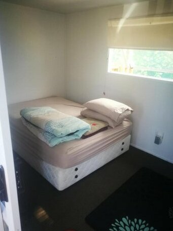 Budget Accommodation-Clean And Tidy - Photo3