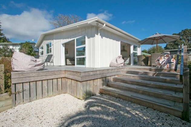 The Waihi Beach House - Waihi Beach Holiday Home