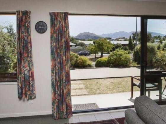 Apollo Lodge and Apartment - Photo2