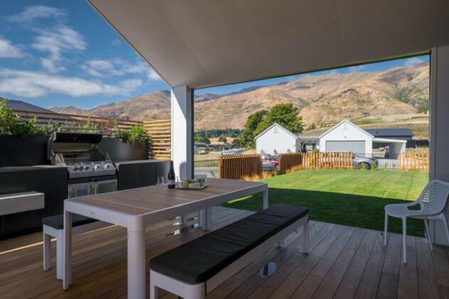 Cloud Nine - Wanaka Holiday Home - Photo4