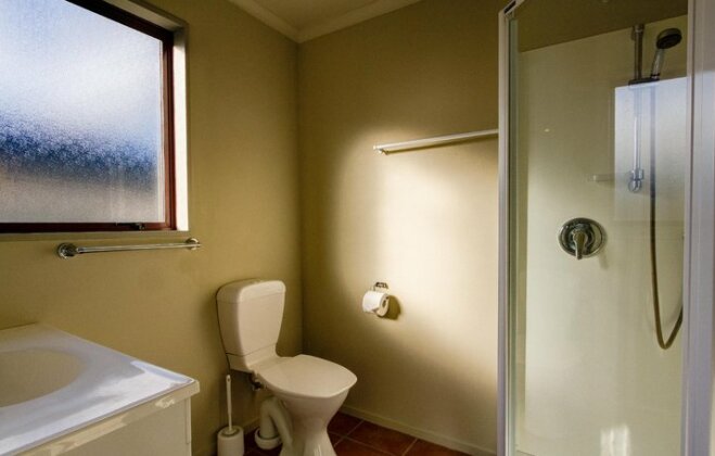 Cosy Contemporary Hideaway - Photo5
