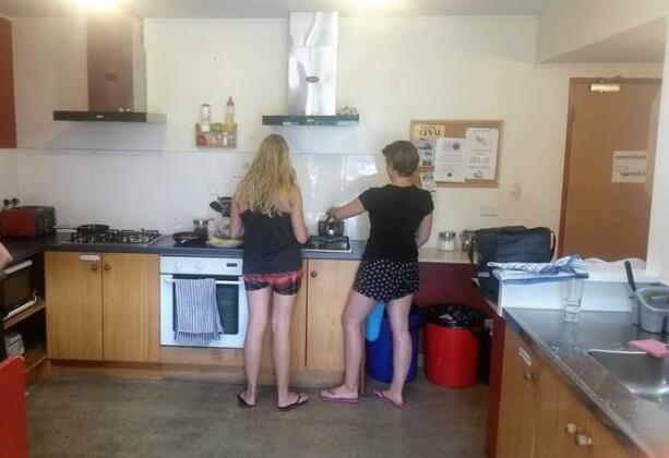 Flying Kiwi Backpackers - Photo4