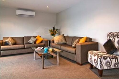 Lake Wanaka Holiday Cottages - Photo3