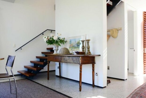 Lakeside Residence by Touch of Spice - Photo2