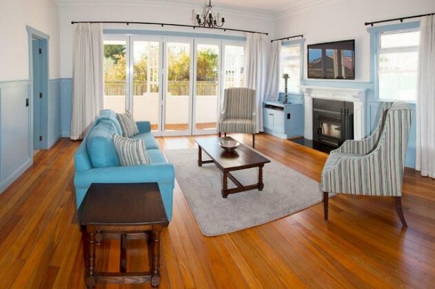 McDougall Cottage - Photo2