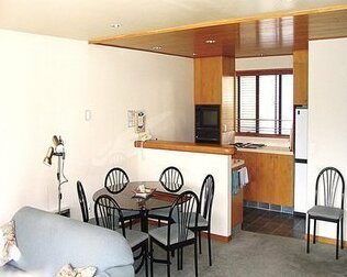 The Pines Resort - Photo2