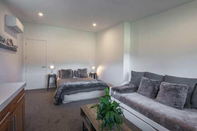 The White Room - Photo2