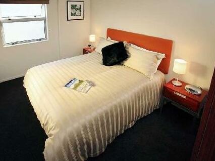 Wanaka Edge Apartments - Photo2