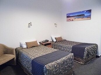 Westport Motor Hotel - Photo5