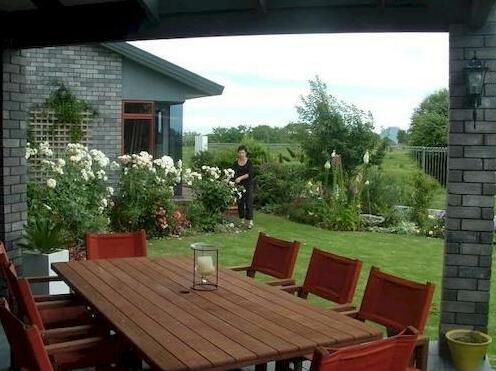 Alfresco Bed and Breakfast - Photo2