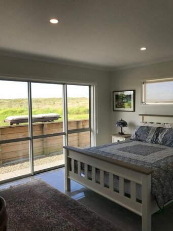 Beach Retreat B & B - Photo5