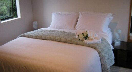 104 On Moore Bed & Breakfast
