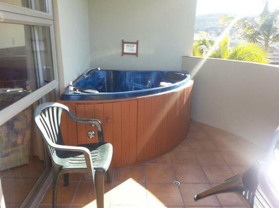 Breakers Motel - Photo3