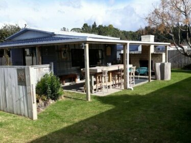 Summer House Whangamata