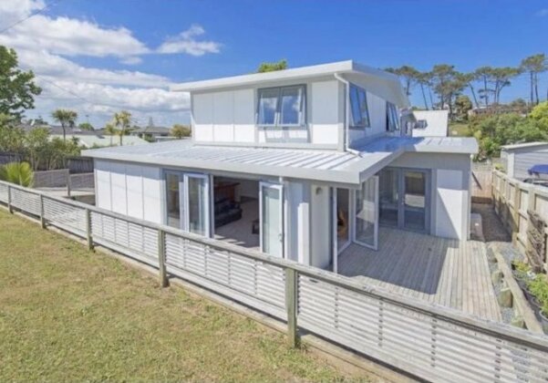 Homestay - Whangaparoa peninsula new house