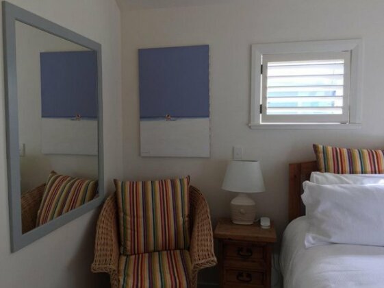 Manly Beach Bed and Breakfast Whangaparaoa - Photo4