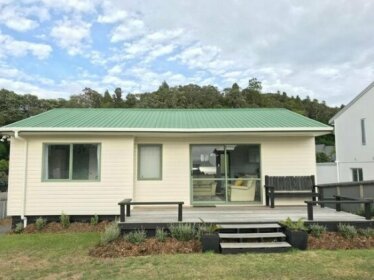 Coastal Cottage Whitianga