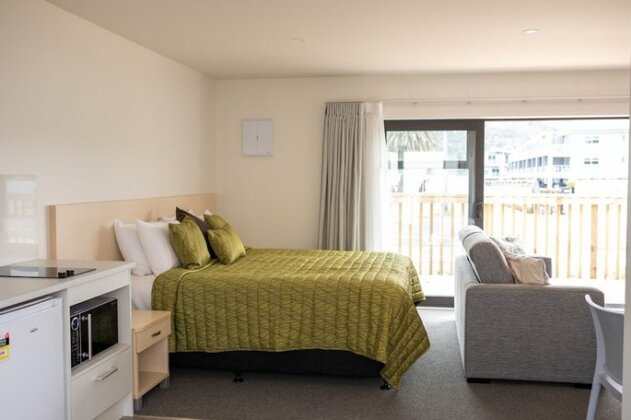 Peninsula Motel - Photo3