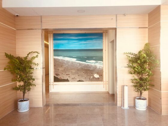 Season Inn Hotel - Photo2
