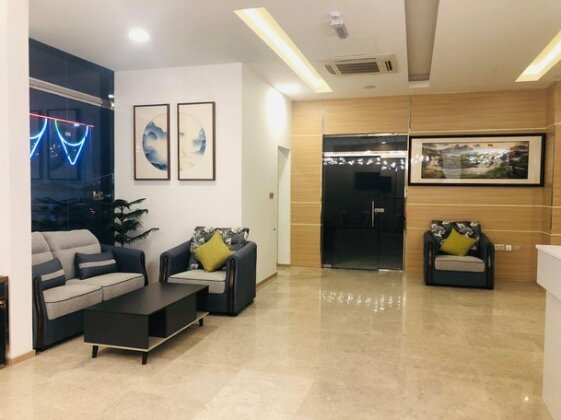 Season Inn Hotel - Photo3