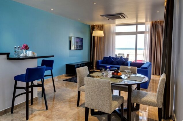 Park Inn by Radisson Hotel and Residence Duqm - Photo4