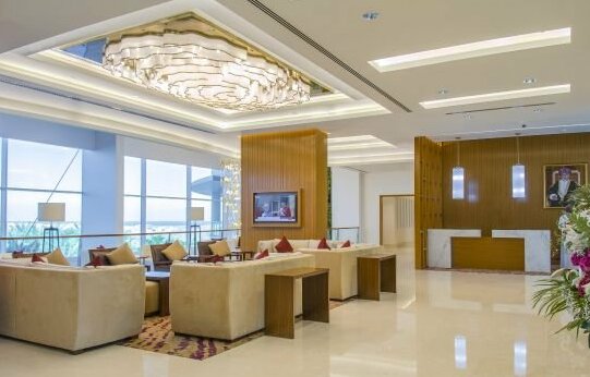 Crowne Plaza Muscat OCEC - Photo3