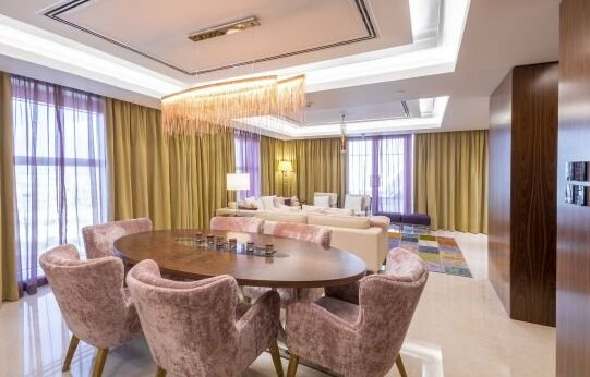 Crowne Plaza Muscat OCEC - Photo4