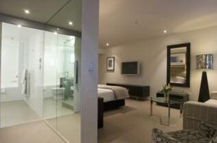 Golden Tulip Airport Hotel - Photo4