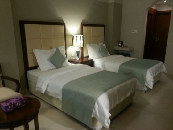 Muscat Inn Hotel - Photo4