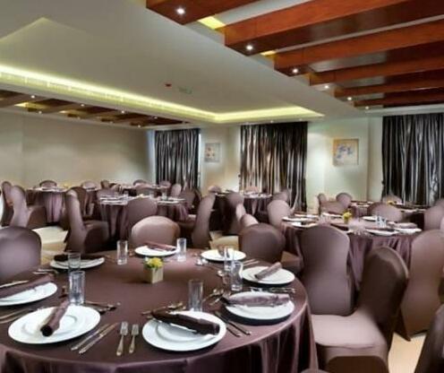 Al Hail Waves Hotel - Photo2