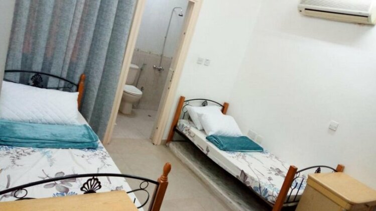 Al Mawaleh Flats - Photo2