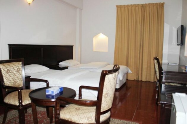 Gulf Crown Hotel Apartment - Photo3