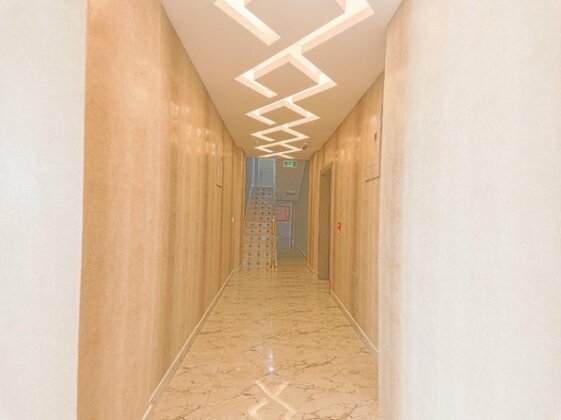 OYO 134 Diamond Star Hotel - Photo4