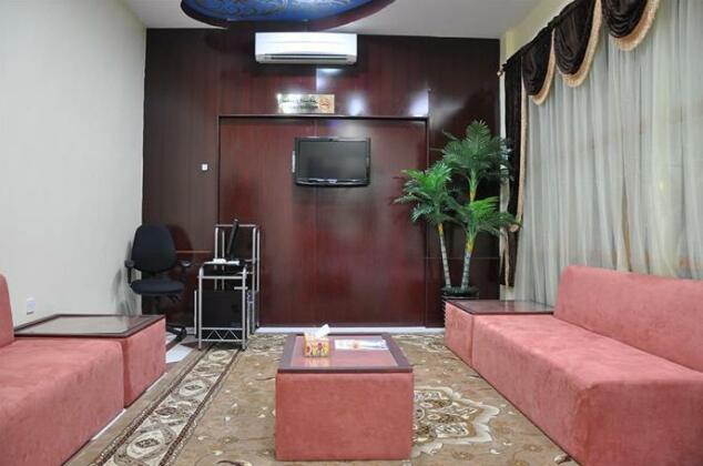 Al Ayjah Plaza Hotel - Photo4