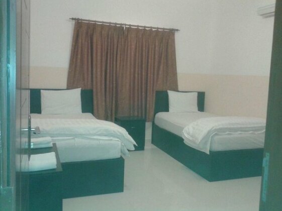 Al Basateen Hotel Apartment Sur - Photo3