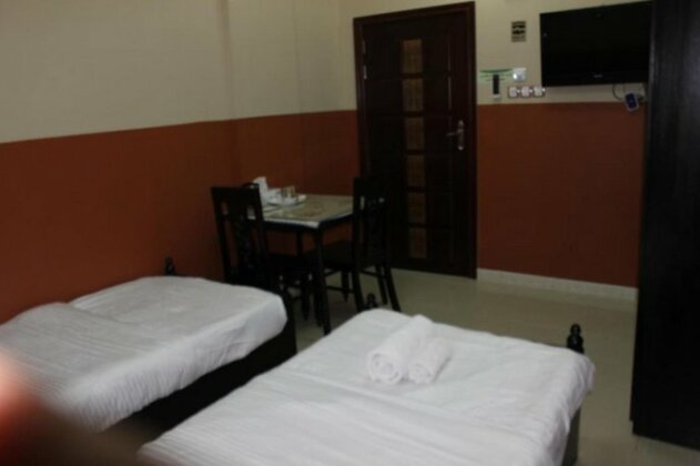 Five Continents Hotel - Photo5