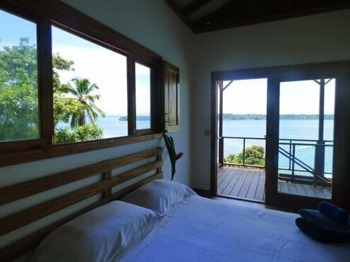 Blue Submarine House - Photo2