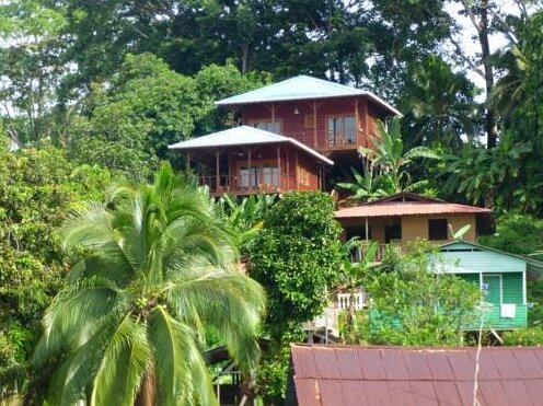 Blue Submarine House - Photo4