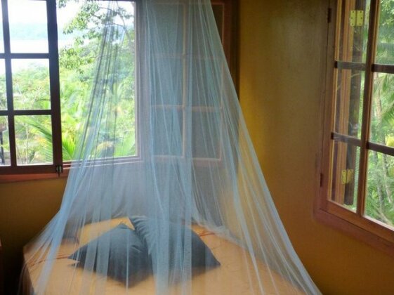 Red Ginger Eco-House - Photo2