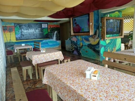 The Nomad Guesthouse & Activity Center - Photo2