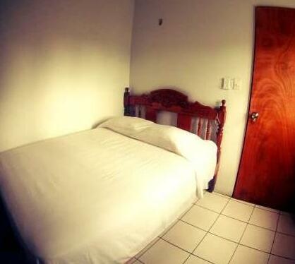 Hostal Caribbean Lodge - Photo2