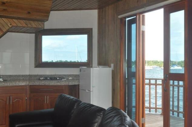 Isla Colon Cabanas - Photo3