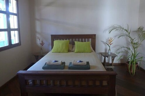Jon's Place - Photo5