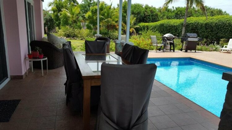 Pink Palace Panama - Photo2
